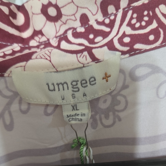 Umgee Burgundy and Cream Patterned Dress - Picture 2 of 5